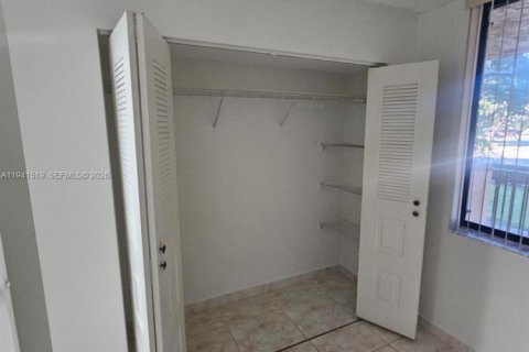 Copropriété à vendre à Plantation, Floride: 2 chambres, 101.36 m2 № 2152732 - photo 9