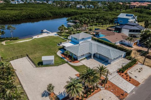 Купить виллу или дом в Тарпон-Спрингс, Флорида 10 комнат, 231.88м2, № 2152202 - фото 8