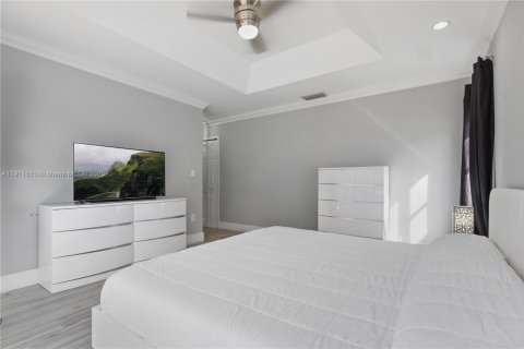 Villa ou maison à louer à Miami, Floride: 3 chambres, 145.02 m2 № 1970407 - photo 16