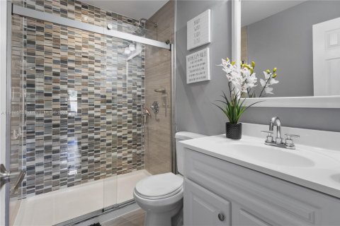 Villa ou maison à louer à Miami, Floride: 3 chambres, 145.02 m2 № 1970407 - photo 15