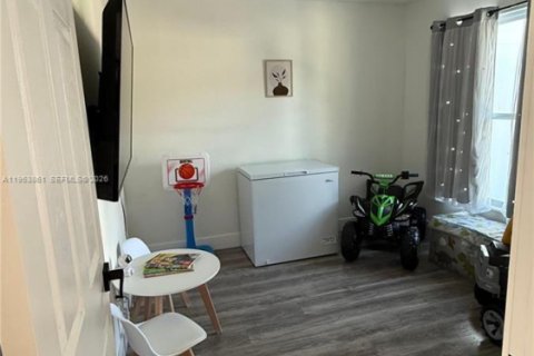 Купить таунхаус в Майами-Гарденс, Флорида 2 спальни, 84.54м2, № 2009075 - фото 20