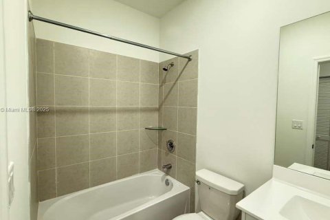 Adosado en alquiler en Homestead, Florida, 3 dormitorios, 143.81 m2 № 1897527 - foto 17