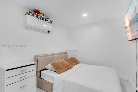 Villa ou maison à vendre à Homestead, Floride: 2 chambres, 91.97 m2 № 2000095 - photo 17