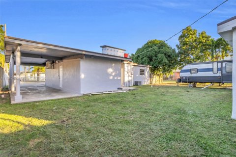 Villa ou maison à vendre à Homestead, Floride: 2 chambres, 91.97 m2 № 2000095 - photo 26