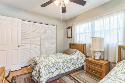 House in Largo, Florida 3 bedrooms, 168.9 sq.m. № 1758297 - photo 27