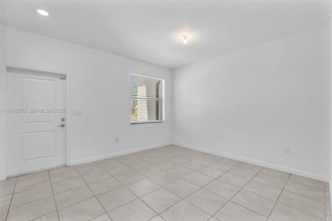 Touwnhouse à vendre à Homestead, Floride: 3 chambres, 129.41 m2 № 2152758 - photo 9