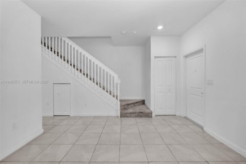 Touwnhouse à vendre à Homestead, Floride: 3 chambres, 129.41 m2 № 2152758 - photo 7