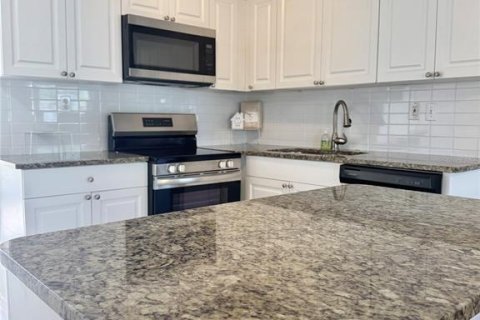 Casa en venta en Orlando, Florida, 3 dormitorios, 111.95 m2 № 1585775 - foto 11