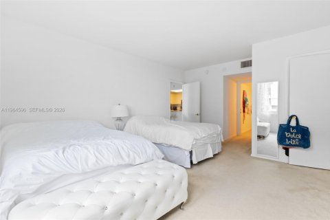 Снять в аренду кондоминиум в Майами-Бич, Флорида 1 спальня, 81.75м2, № 2025963 - фото 13