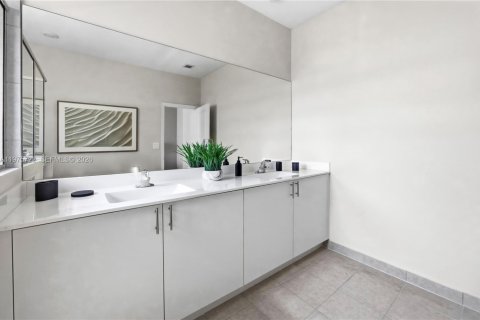 Townhouse in Homestead, Florida 3 bedrooms, 157.47 sq.m. № 2041757 - photo 27