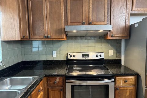 Condo in Tampa, Florida, 2 bedrooms  № 2391197 - photo 6