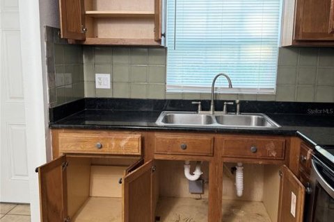 Condo in Tampa, Florida, 2 bedrooms  № 2391197 - photo 10