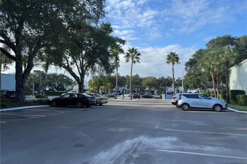 Condo in Tampa, Florida, 2 bedrooms  № 2391197 - photo 5