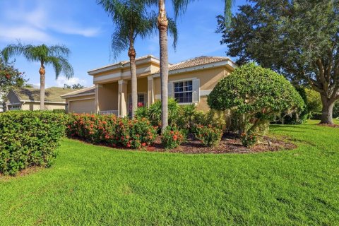 Villa ou maison à Bradenton, Floride 4 chambres, 225.2 m2 № 2380872