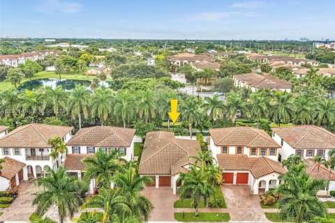 Villa ou maison à vendre à Cooper City, Floride: 3 chambres, 195.47 m2 № 2385134 - photo 3
