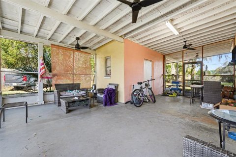 Casa en venta en Floral City, Florida, 3 dormitorios, 88.07 m2 № 2101617 - foto 12