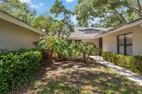 House in Venice, Florida 2 bedrooms, 130.16 sq.m. № 1652520 - photo 4