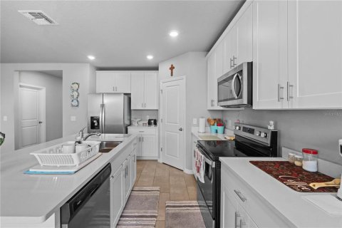 Villa ou maison à vendre à Auburndale, Floride: 3 chambres, 137.96 m2 № 2310680 - photo 10