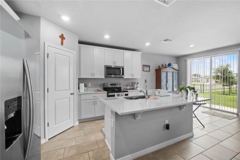 Villa ou maison à vendre à Auburndale, Floride: 3 chambres, 137.96 m2 № 2310680 - photo 7