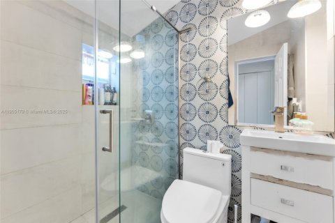 Immobilier commercial à vendre à Hallandale Beach, Floride: 147.25 m2 № 2016343 - photo 17