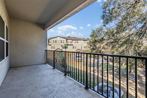 Townhouse in PALM RIVER TOWNHOMES in Tampa, Florida 4 bedrooms, 192.96 sq.m. № 2201612 - photo 22