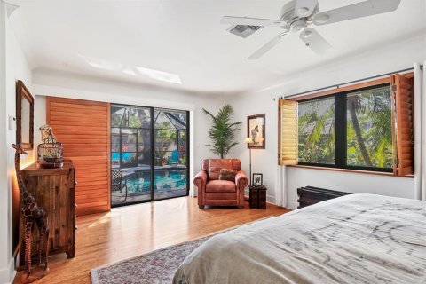 House in Sarasota, Florida 3 bedrooms, 262.08 sq.m. № 1578460 - photo 25