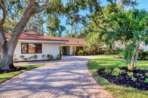 House in Sarasota, Florida 3 bedrooms, 262.08 sq.m. № 1578460 - photo 3