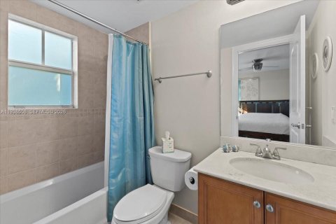 Купить таунхаус в Форт-Лодердейл, Флорида 3 спальни, 169.64м2, № 1998215 - фото 17