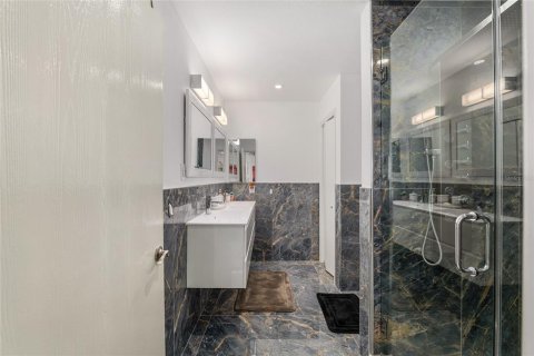 Casa en venta en The Villages, Florida, 3 dormitorios, 129.32 m2 № 2114908 - foto 29
