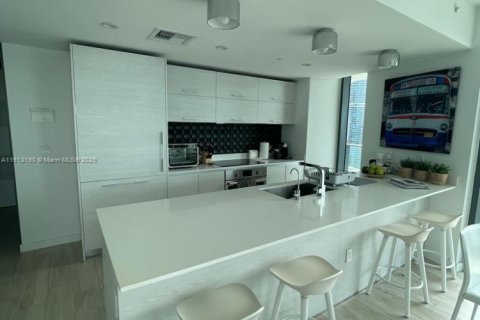 Снять в аренду кондоминиум в Майами, Флорида 3 спальни, 119.01м2, № 1969334 - фото 21