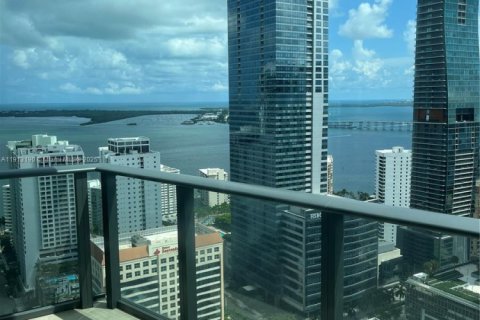 Снять в аренду кондоминиум в Майами, Флорида 3 спальни, 119.01м2, № 1969334 - фото 30