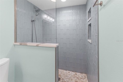 Condo in Cocoa Beach, Florida, 3 bedrooms  № 2204035 - photo 18