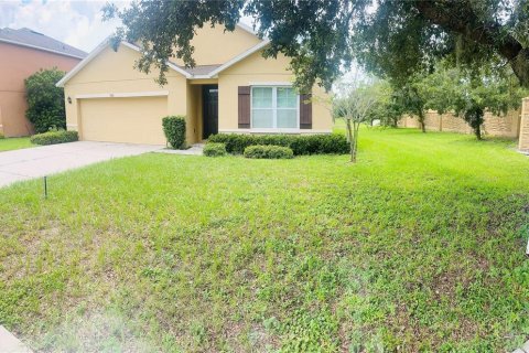 House in Haines City, Florida 4 bedrooms, 173.45 sq.m. № 1856320 - photo 2