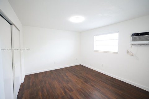 Снять в аренду квартиру в Хайалиа, Флорида 1 спальня, 51.37м2, № 1948865 - фото 6