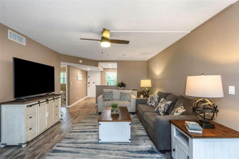 Copropriété à vendre à Dunedin, Floride: 2 chambres, 86.12 m2 № 1785984 - photo 8