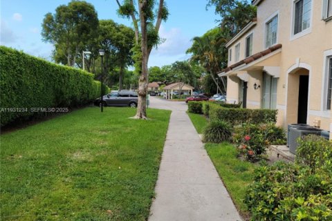 Снять в аренду кондоминиум в Уэст-Палм-Бич, Флорида 1 спальня, 62.8м2, № 1989796 - фото 13