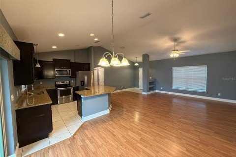 House in Belleview, Florida 3 bedrooms, 163.14 sq.m. № 2237962 - photo 5