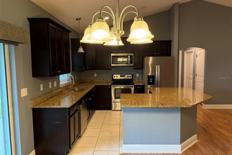 House in Belleview, Florida 3 bedrooms, 163.14 sq.m. № 2237962 - photo 6