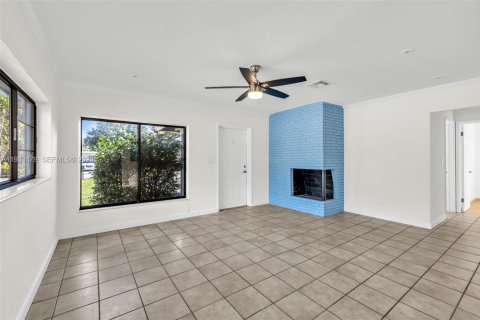 House in Fort Lauderdale, Florida 2 bedrooms, 88.72 sq.m. № 2035142 - photo 10