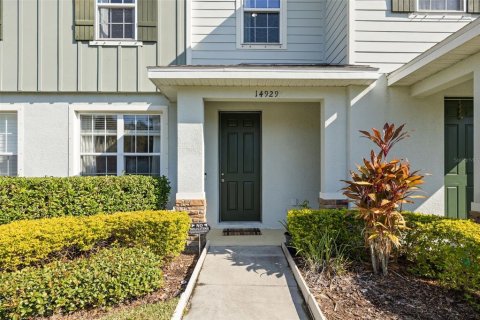 Townhouse in Odessa, Florida 3 bedrooms, 146.97 sq.m. № 2299913 - photo 3
