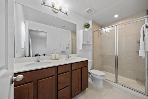 Townhouse in Odessa, Florida 3 bedrooms, 146.97 sq.m. № 2299913 - photo 19
