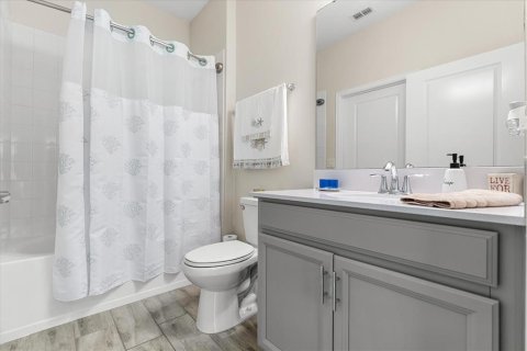House in Winter Haven, Florida 2 bedrooms, 128.67 sq.m. № 1750099 - photo 4