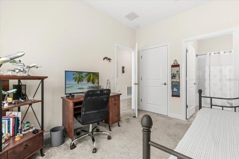House in Winter Haven, Florida 2 bedrooms, 128.67 sq.m. № 1750099 - photo 11