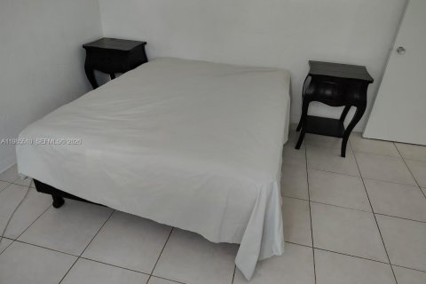 Copropriété à vendre à Hollywood, Floride: 1 chambre, 53.88 m2 № 2048143 - photo 11