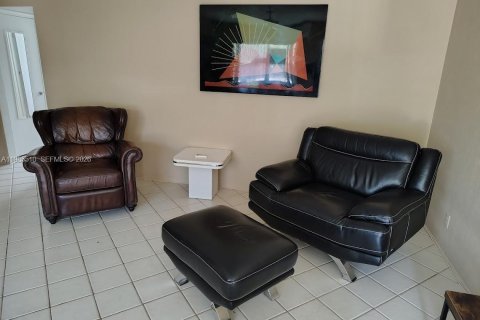 Copropriété à vendre à Hollywood, Floride: 1 chambre, 53.88 m2 № 2048143 - photo 3