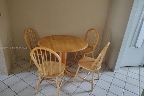 Copropriété à vendre à Hollywood, Floride: 1 chambre, 53.88 m2 № 2048143 - photo 9