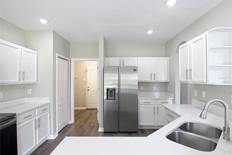 Casa en venta en Land O' Lakes, Florida, 4 dormitorios, 181.9 m2 № 2259008 - foto 13