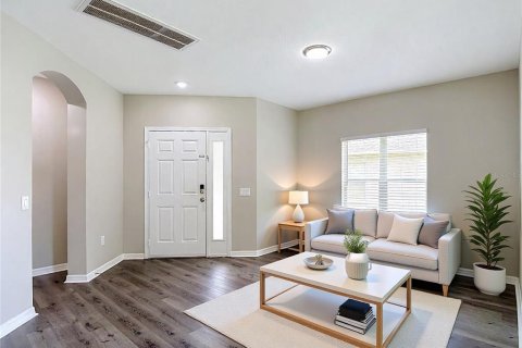 Casa en venta en Land O' Lakes, Florida, 4 dormitorios, 181.9 m2 № 2259008 - foto 5