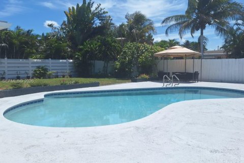 Villa ou maison à vendre à Hollywood, Floride: 3 chambres, 137.4 m2 № 2268203 - photo 22