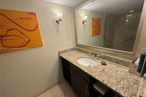 Condo in Fort Lauderdale, Florida, 1 bedroom № 1966947 - photo 17